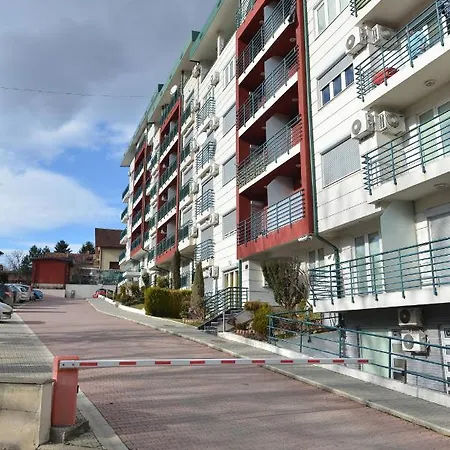 Zvezdana Noc شقة *