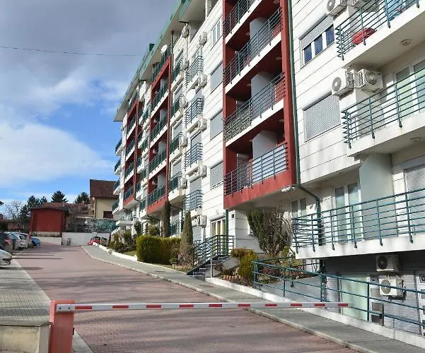 Zvezdana Noc شقة *